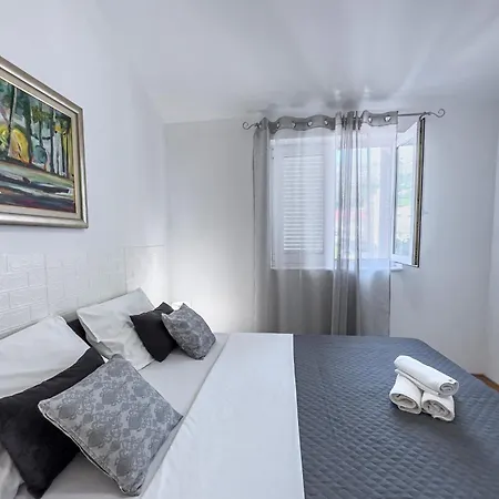 Апартаменты By The Sea Podstrana, Split - 14993 *