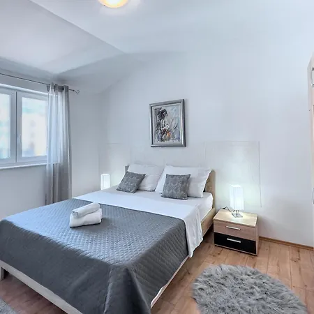 Апартаменты By The Sea Podstrana, Split - 14993